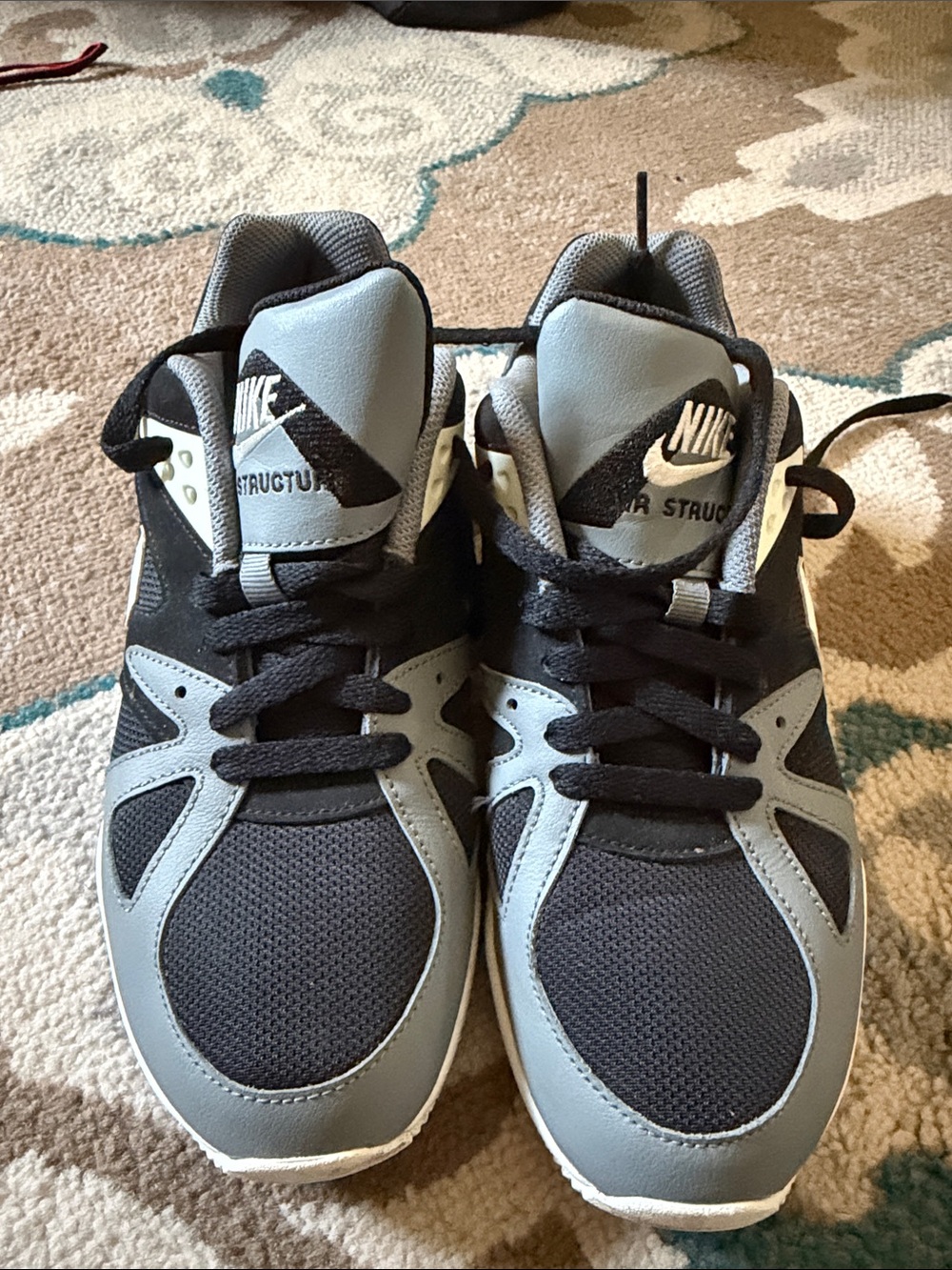 Nike Kids Gray and Black Sneakers